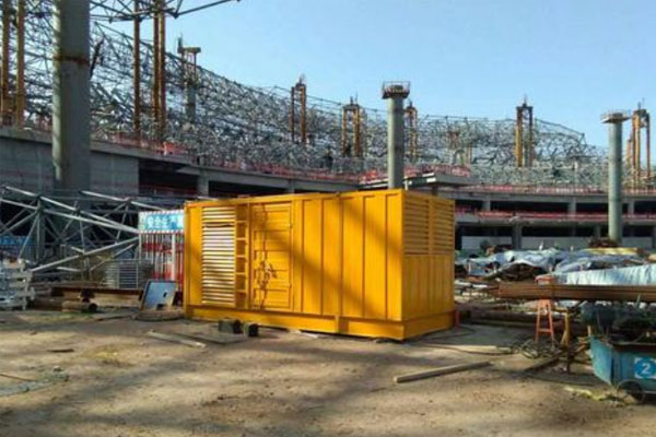 巴南发电机出租如何判断空气滤清器是否需要更换？