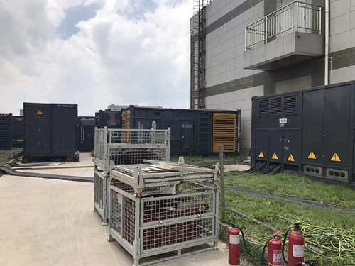 巴南除了定期检查，还有哪些方法可以及时发现接触式转速表探头的磨损？